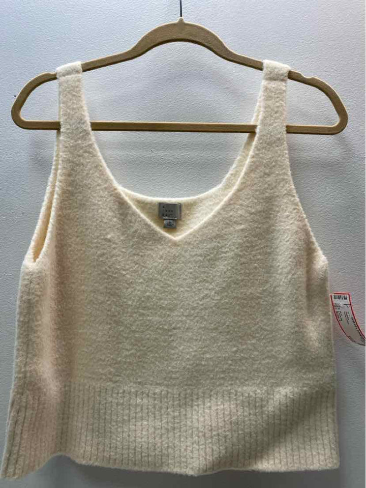 a new day Size L Sweater