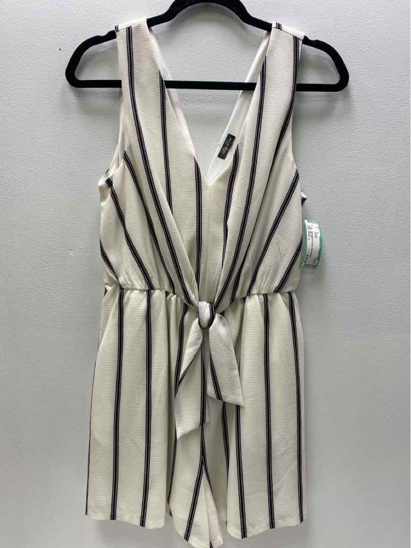lily rose Size L Romper
