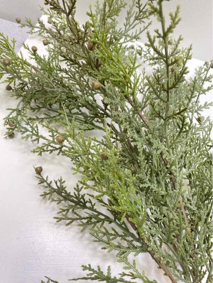 Garland/Greenery
