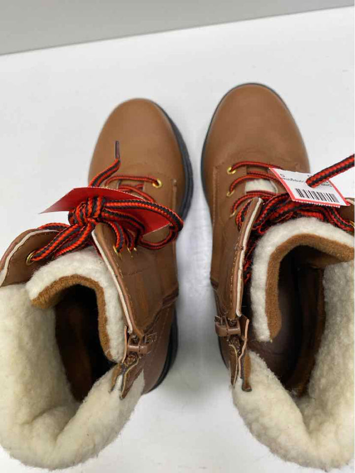 JUICY COUTURE 8 Boots