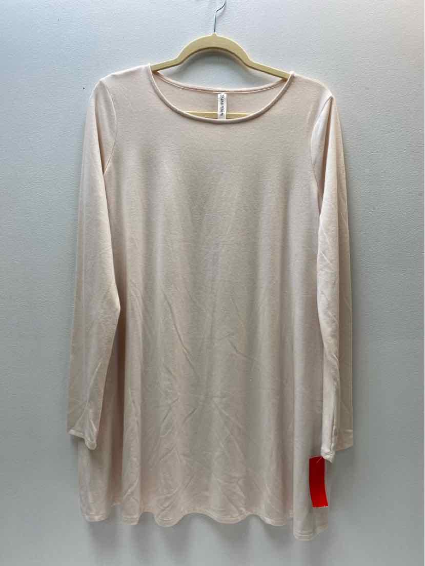 Zenana Size L Tunic Top