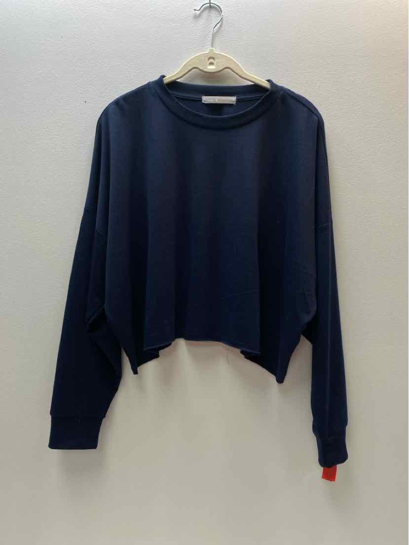 tresics Size M Sweatshirt