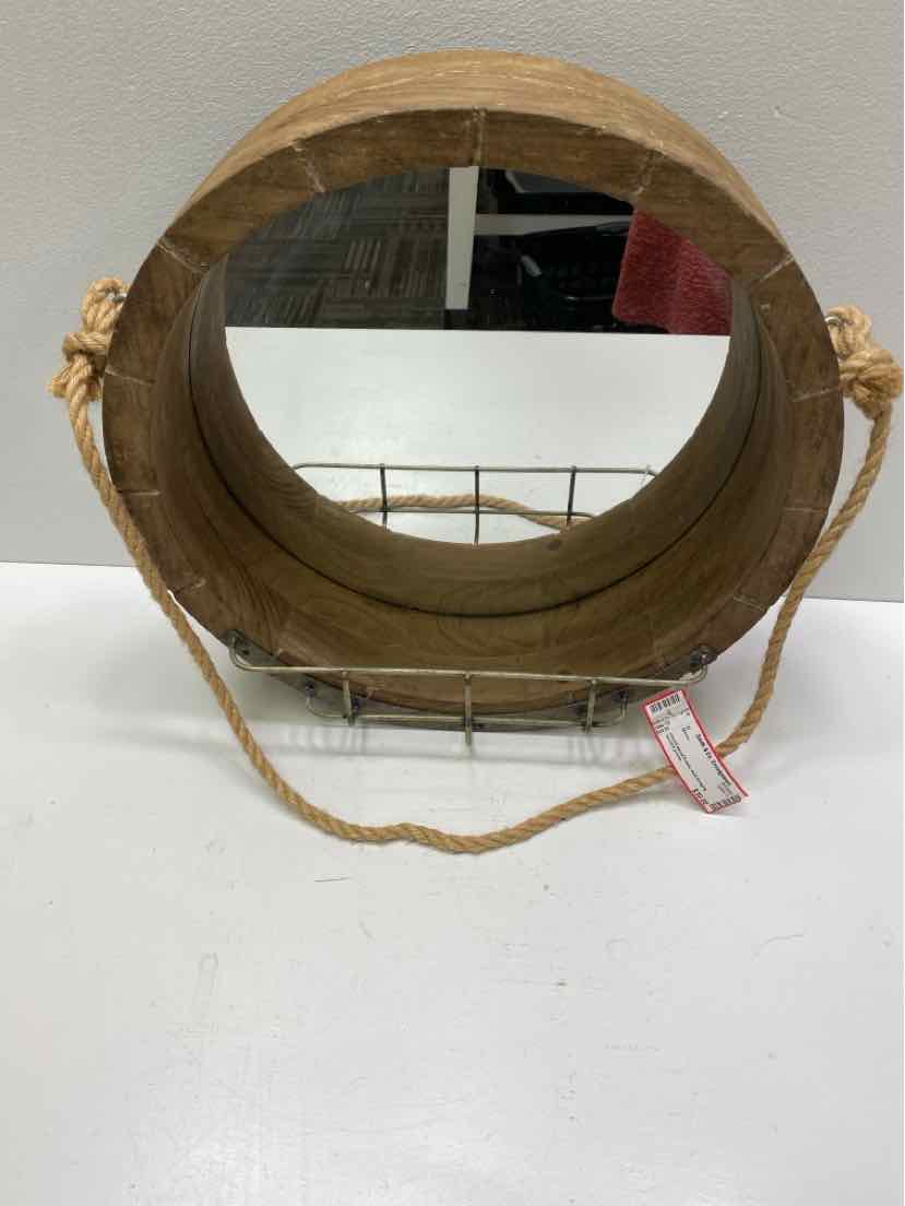accent prone Mirror