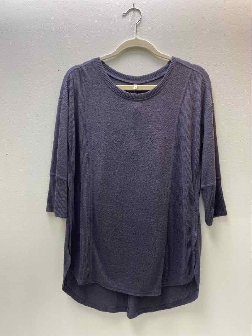 maurices Size M Sweater