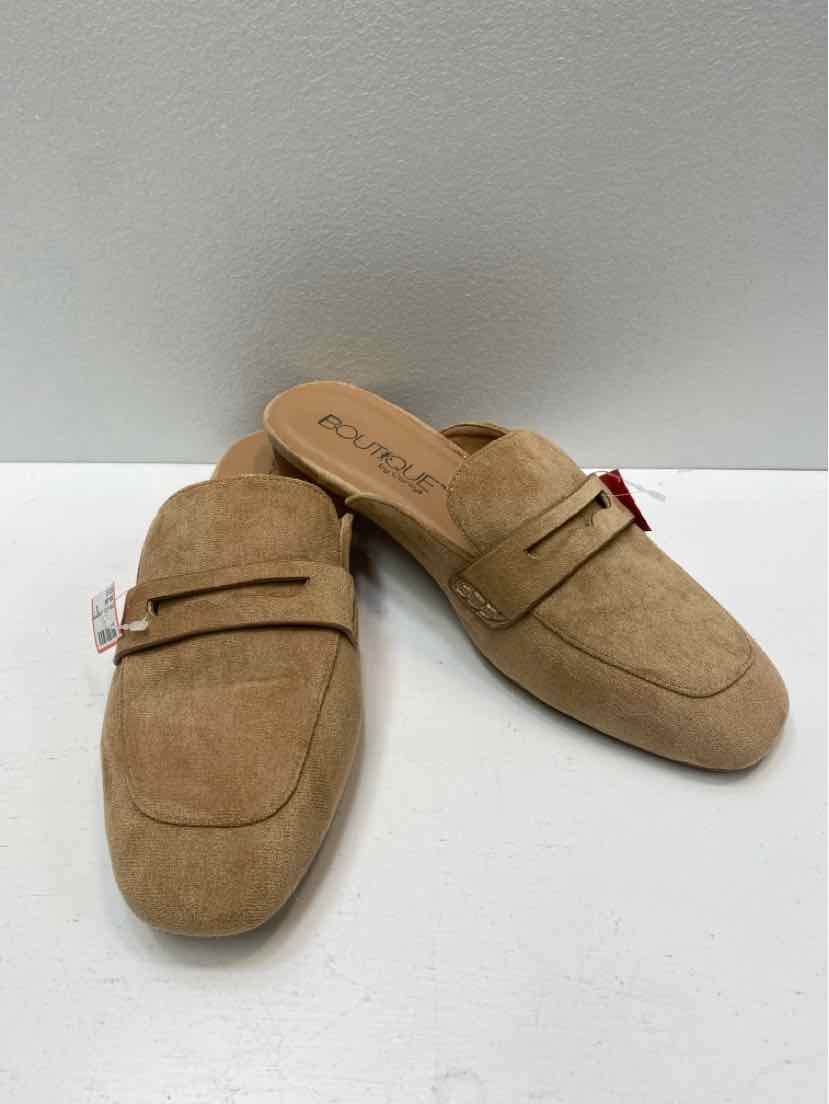 Boutique by Corkys 10 Loafers