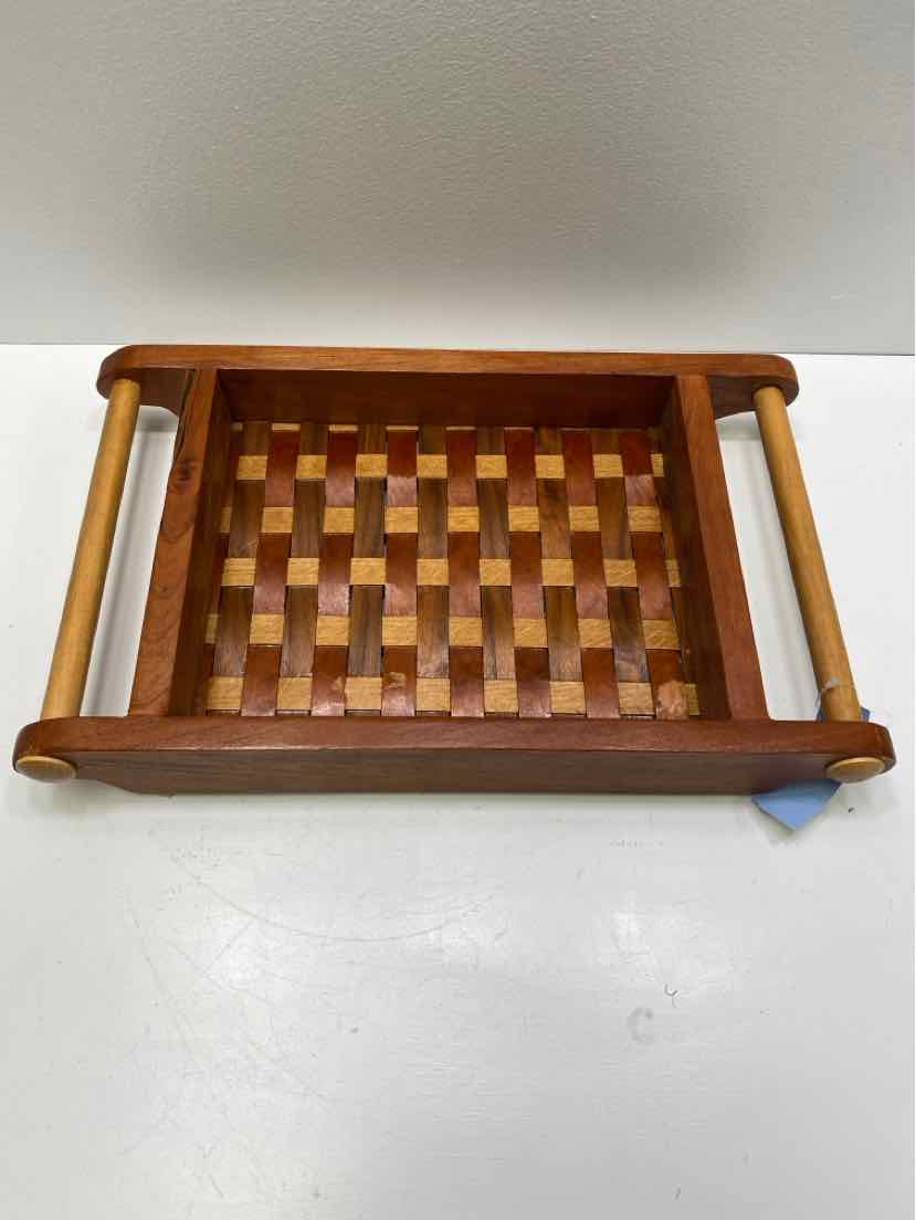 Tray