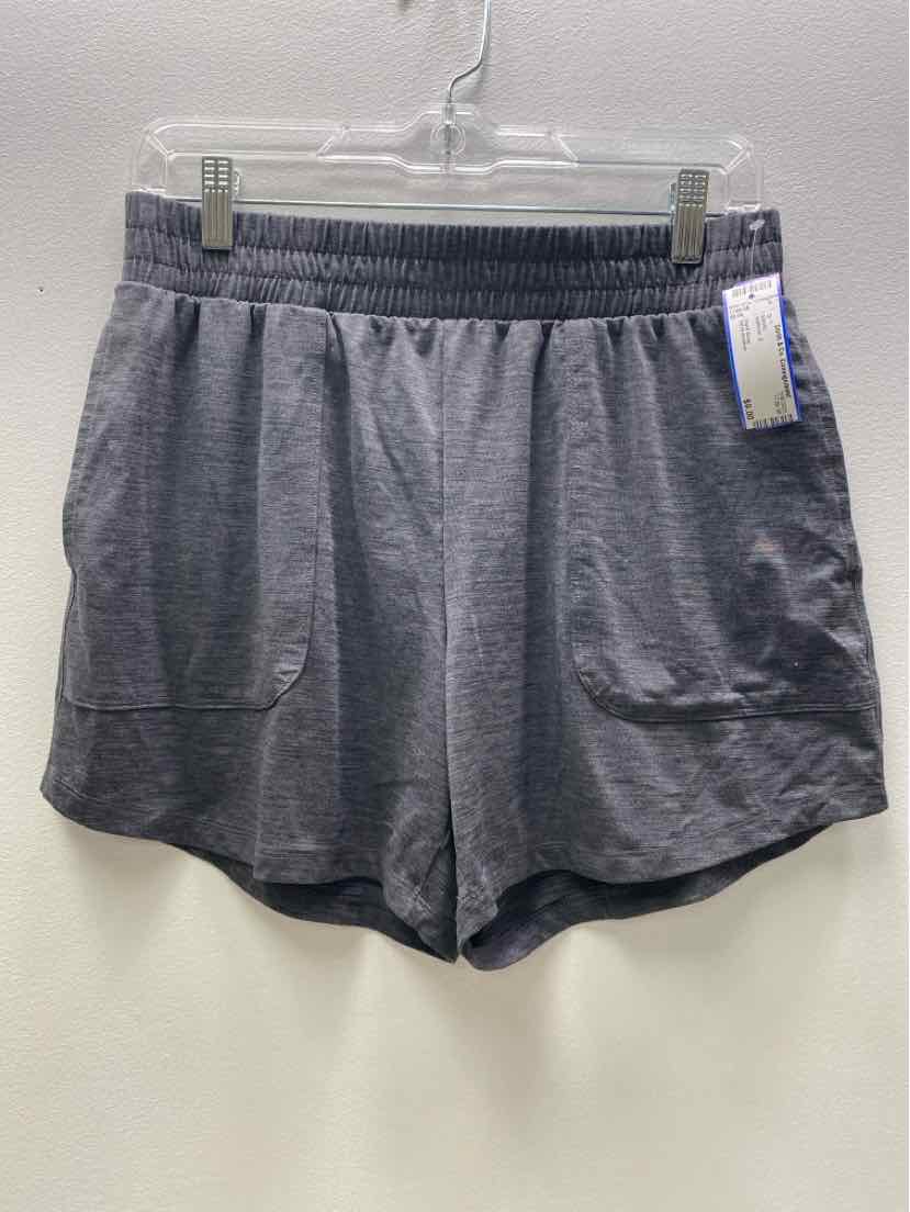 all in motion S shorts