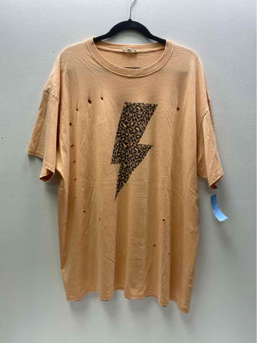 easel Size S T-shirt