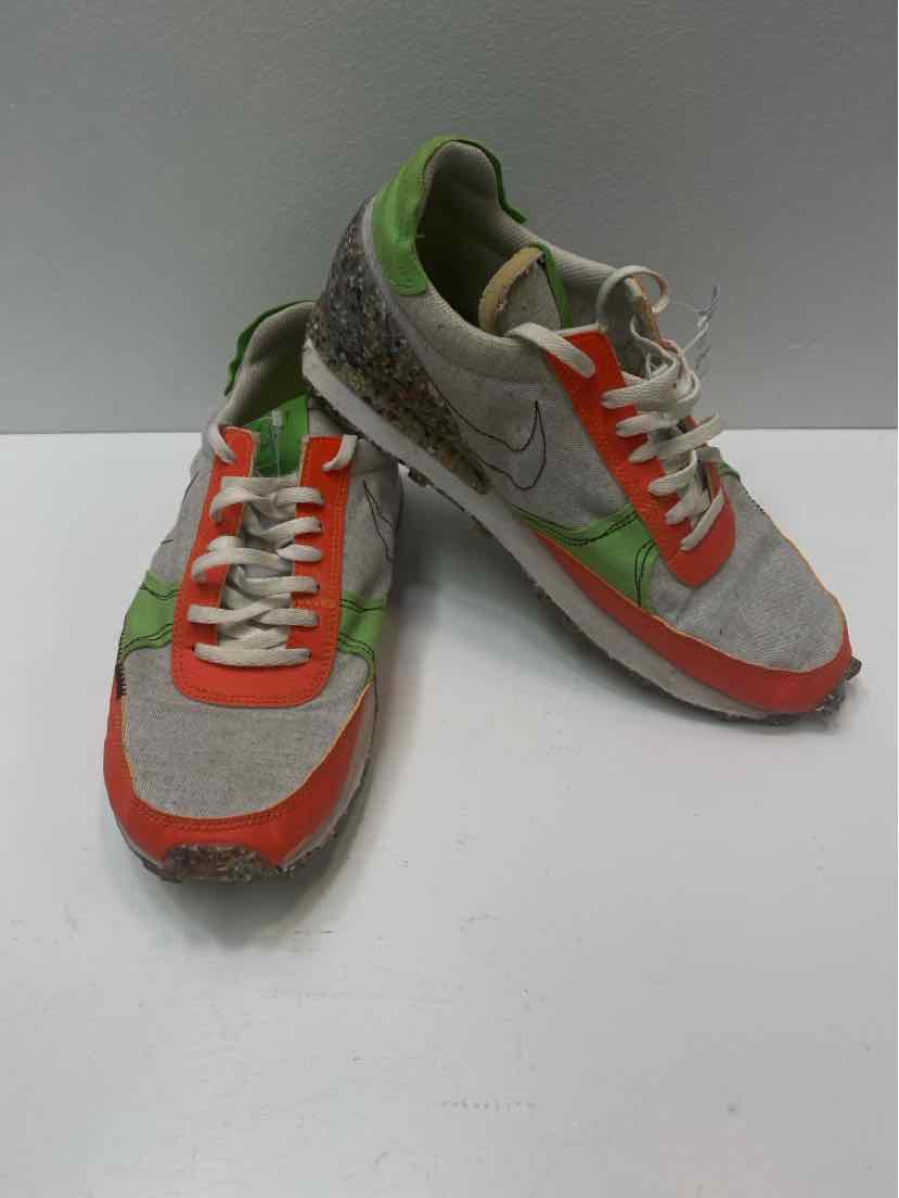 Nike 8.5 Sneakers