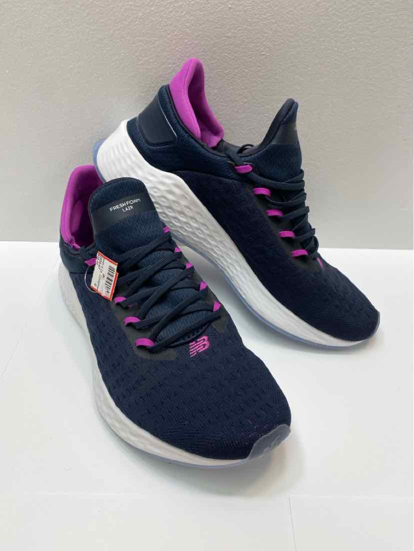 New Balance 9.5 Sneakers