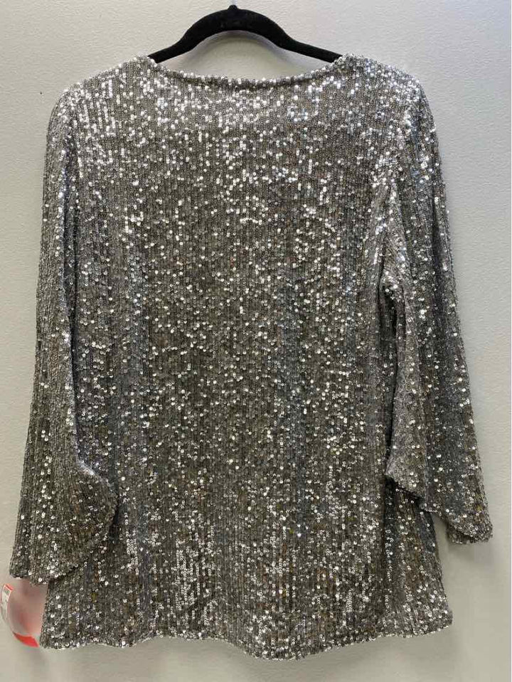 Cable & Gauge Size XL Dress Top