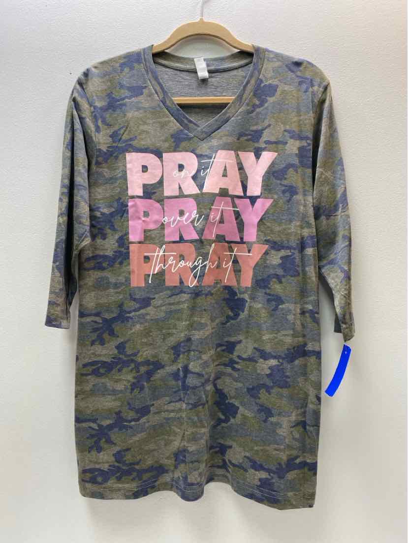 Apparel Size XL T-shirt