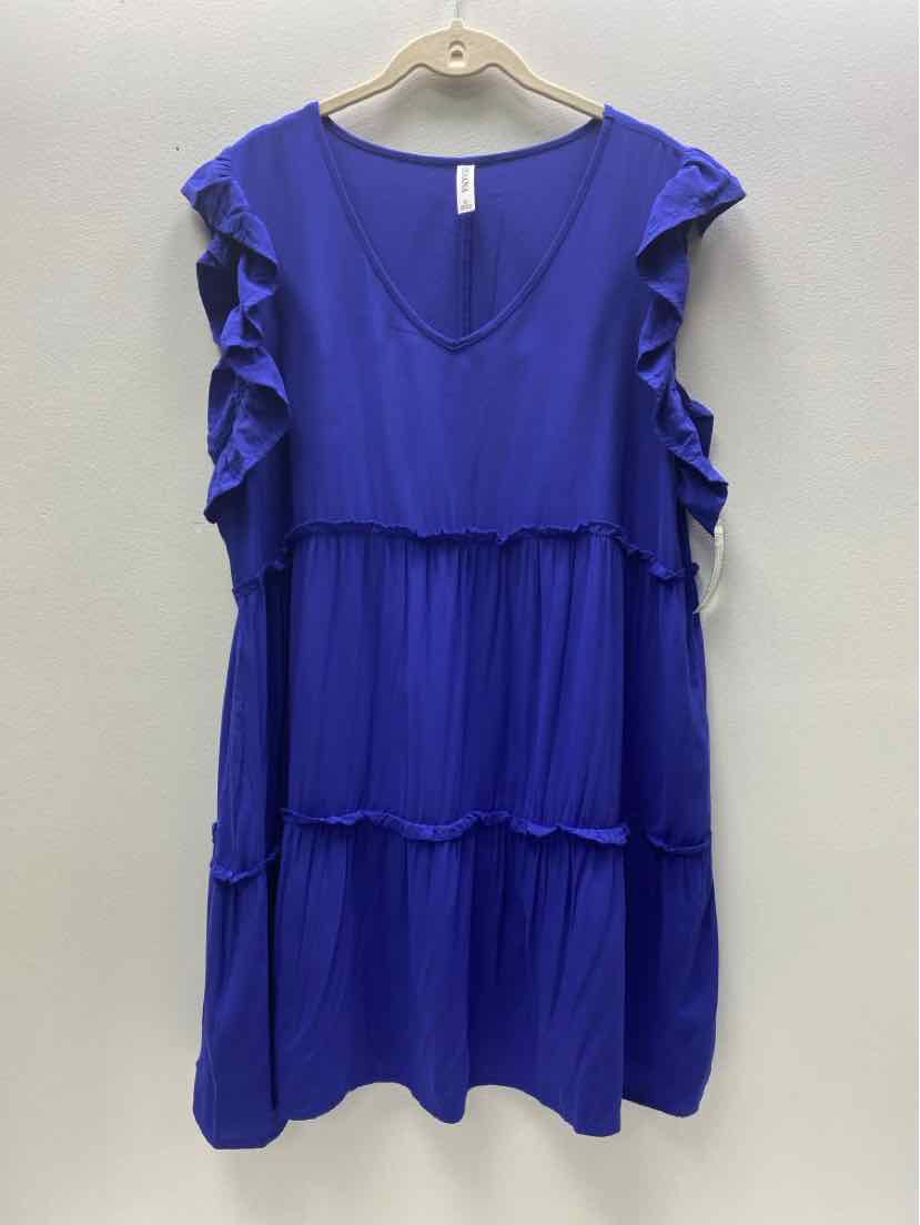 Zenana Size L Tunic Top