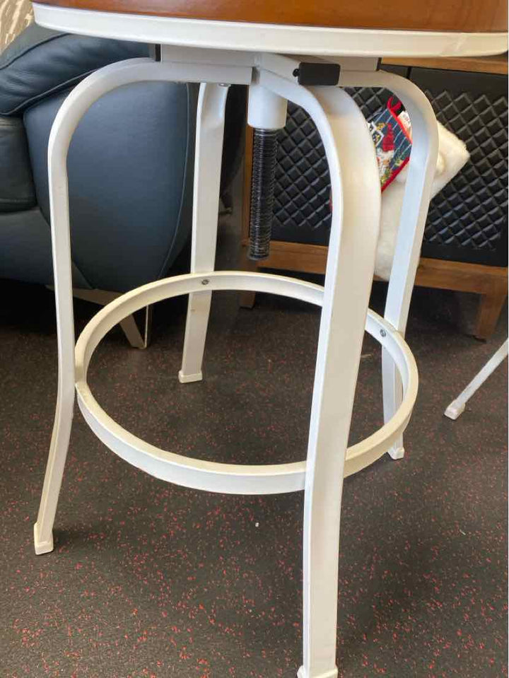 stool