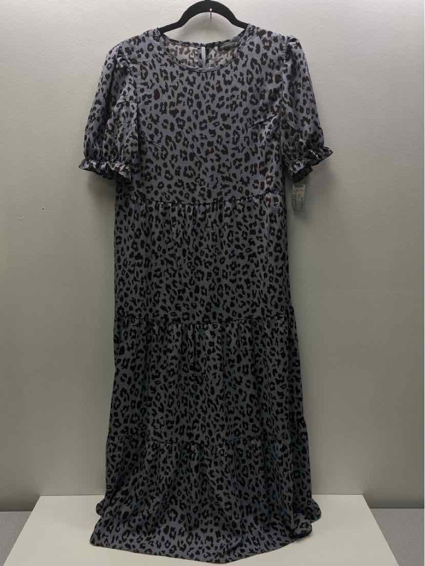 Pretty Garden Size M Dress