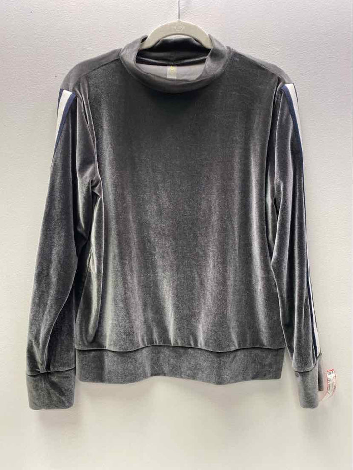 XERSION Size M Casual Top