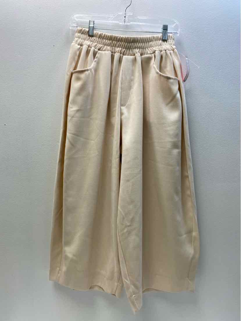 YiJiaRen Size M? Pants