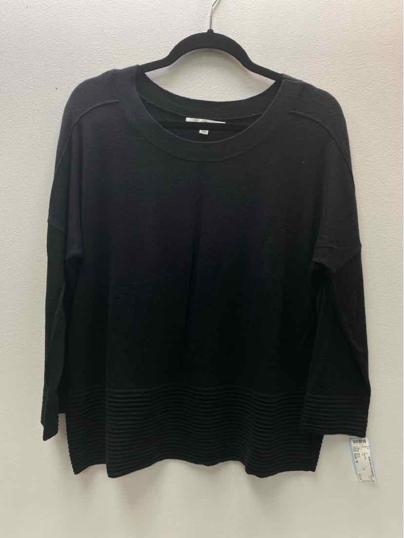 Cyrus Size M Sweater