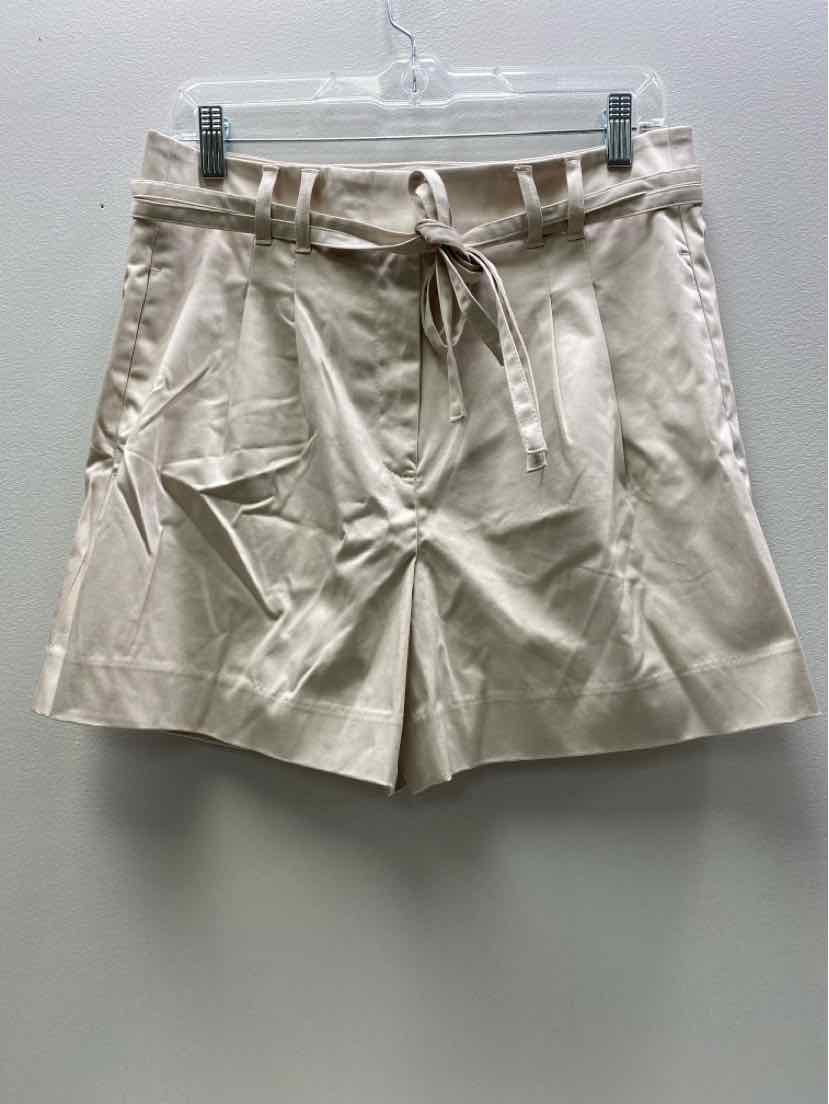 White House/black market Size 8 Shorts