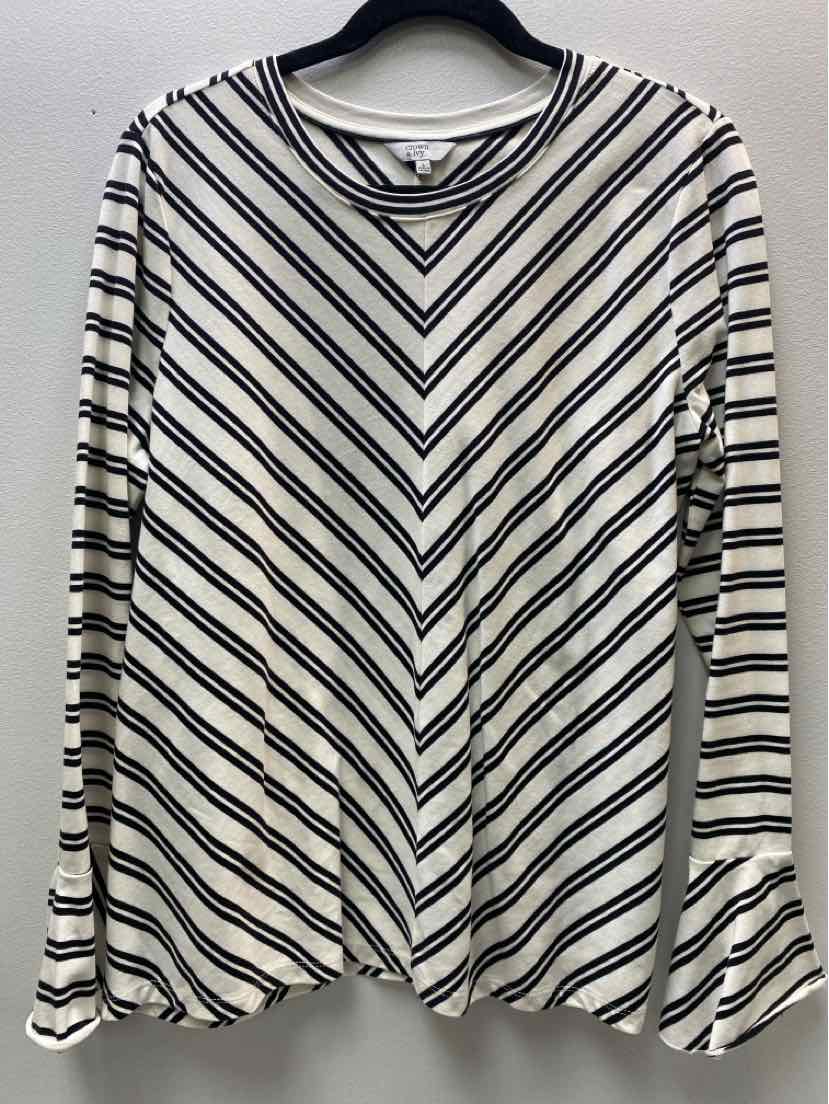 Crown and Ivy Size L Casual Top