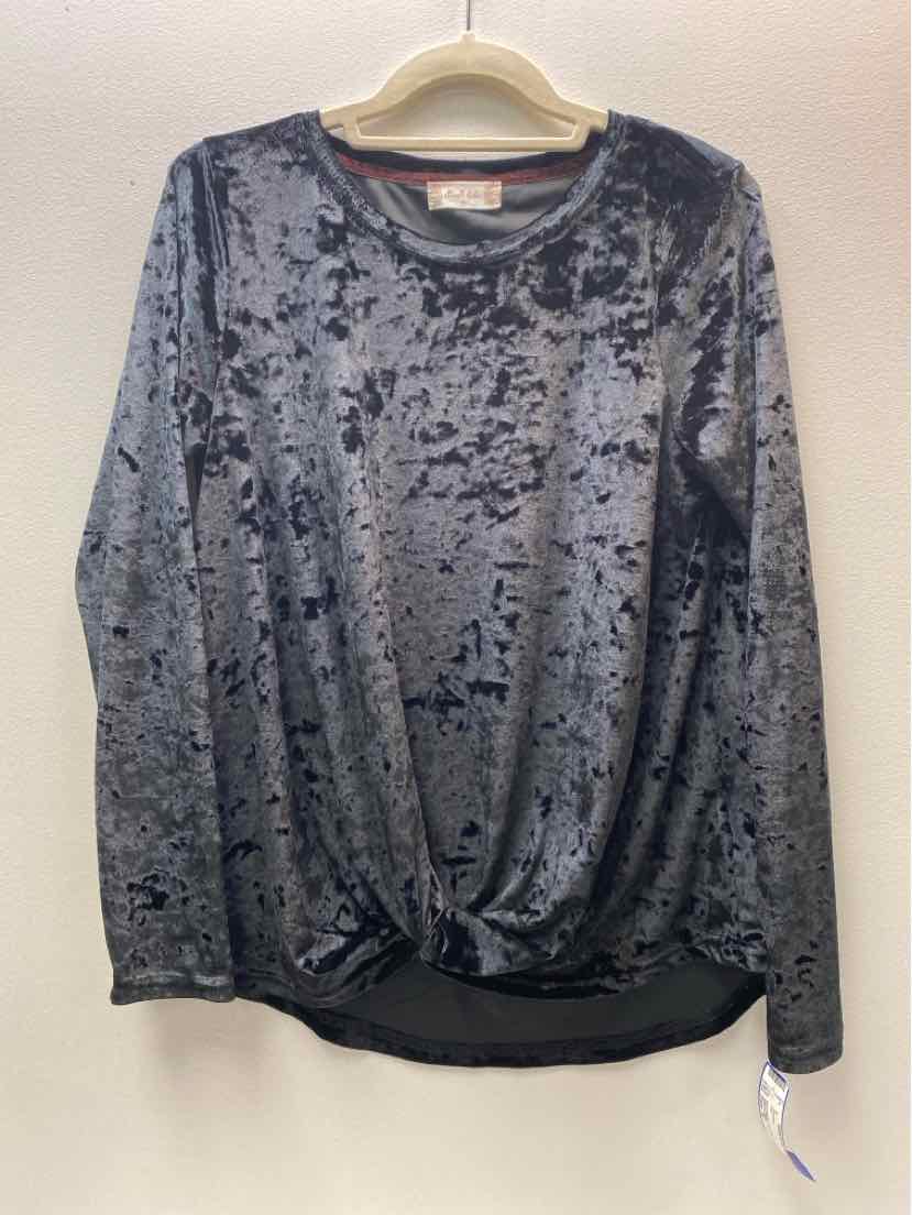 Altar'd State Size M Sweater