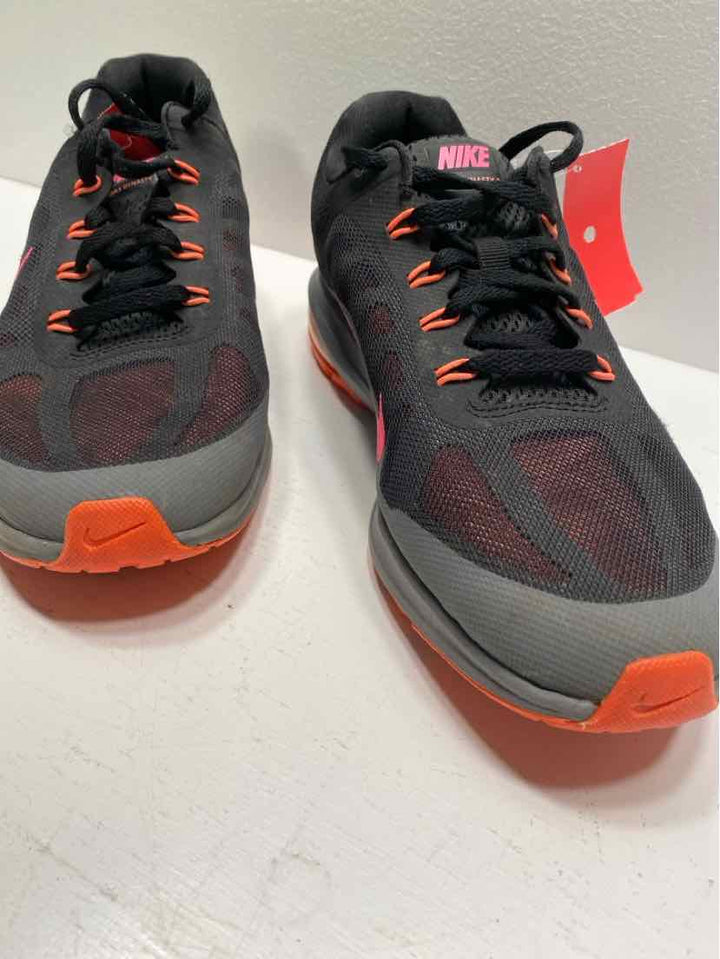 Nike 9.5 Sneakers