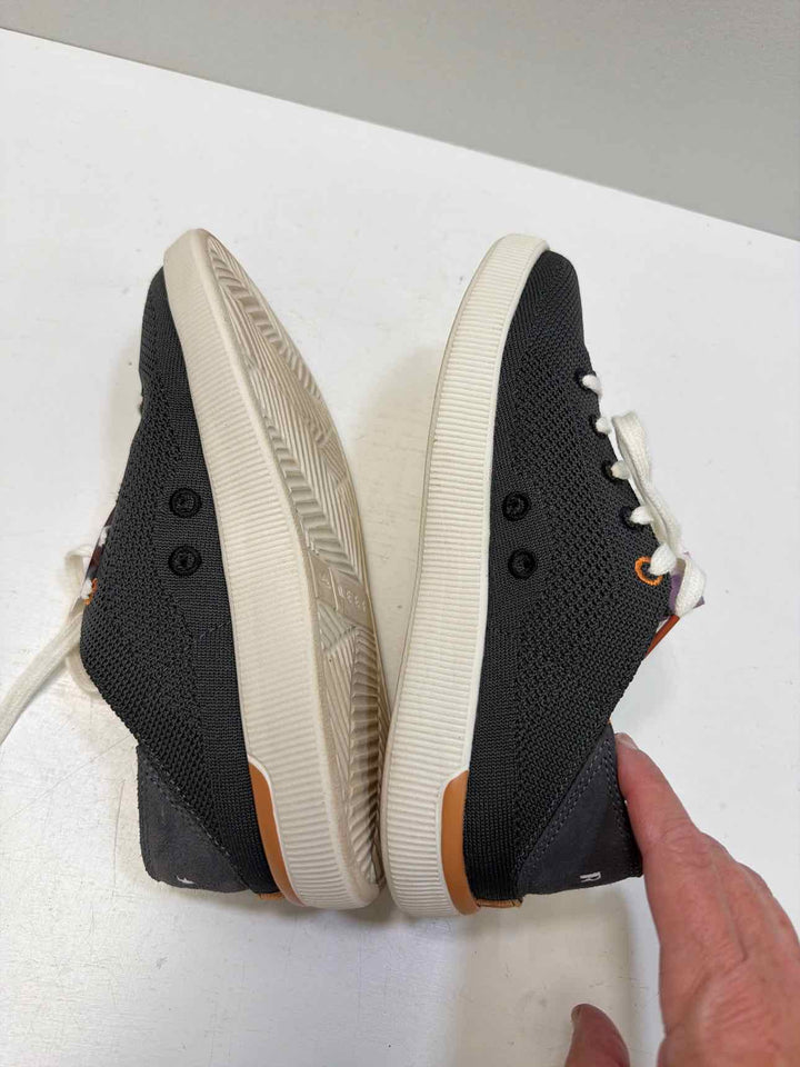reef 8.5 Sneakers