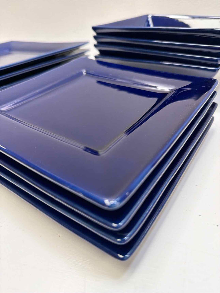 10 Strawberry Street dish set