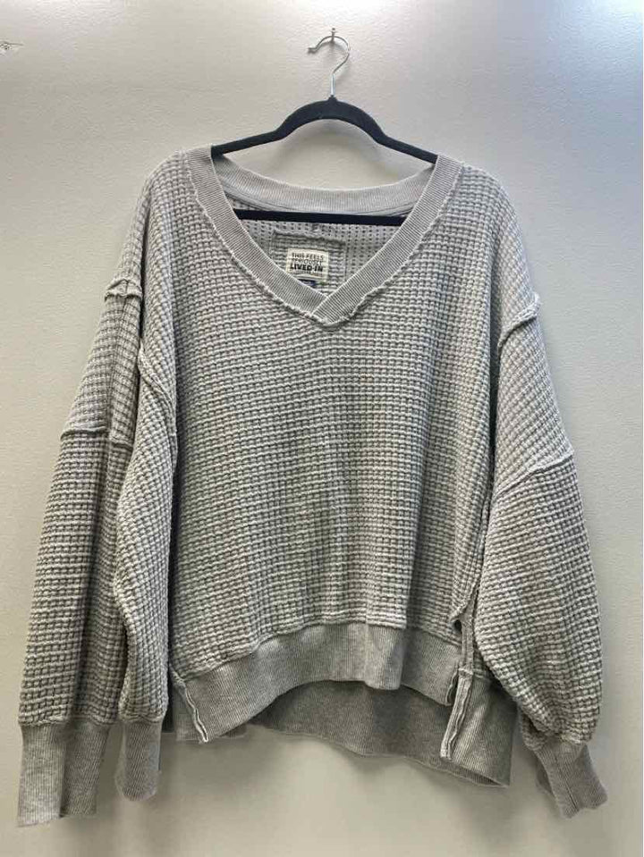 American Eagle Size M Casual Top