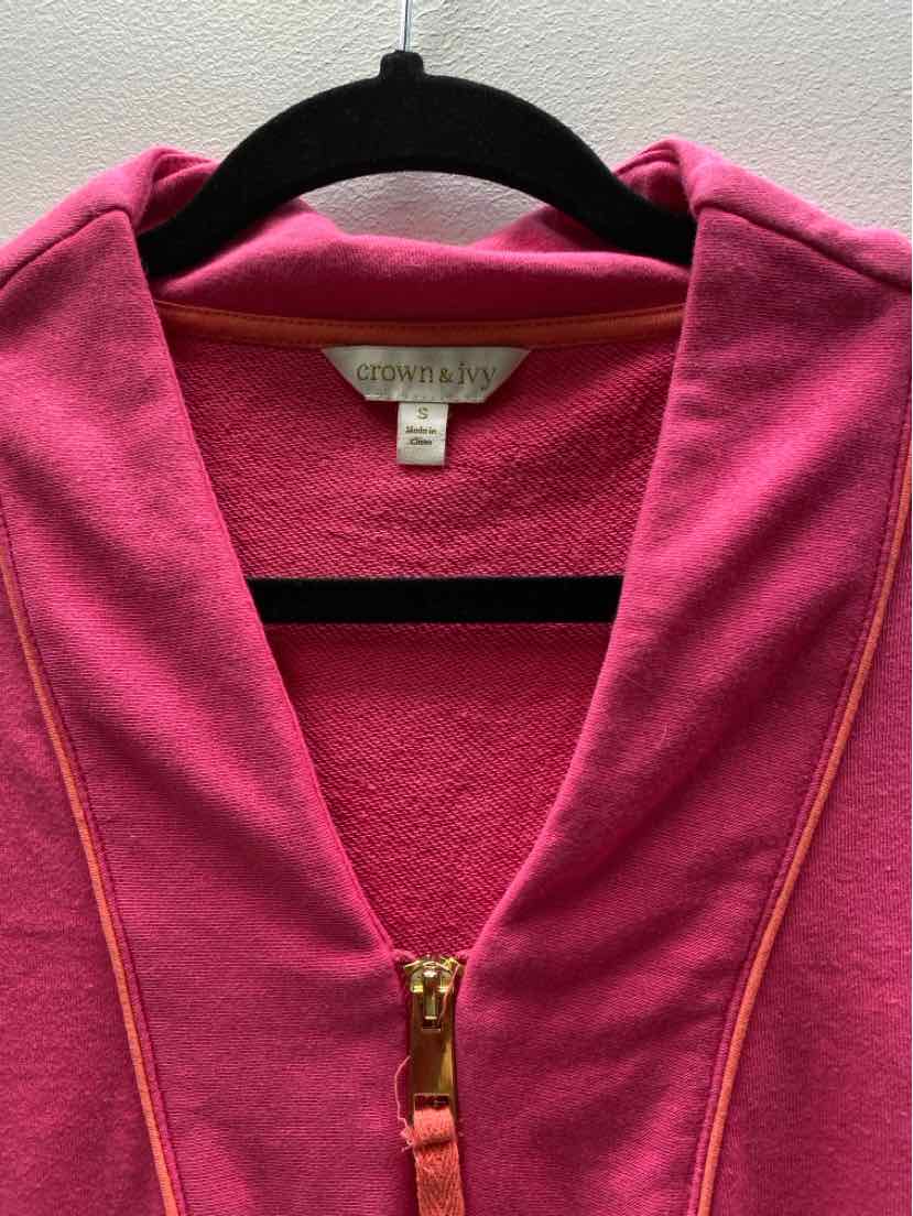 CROWN & IVY Size S Casual Top