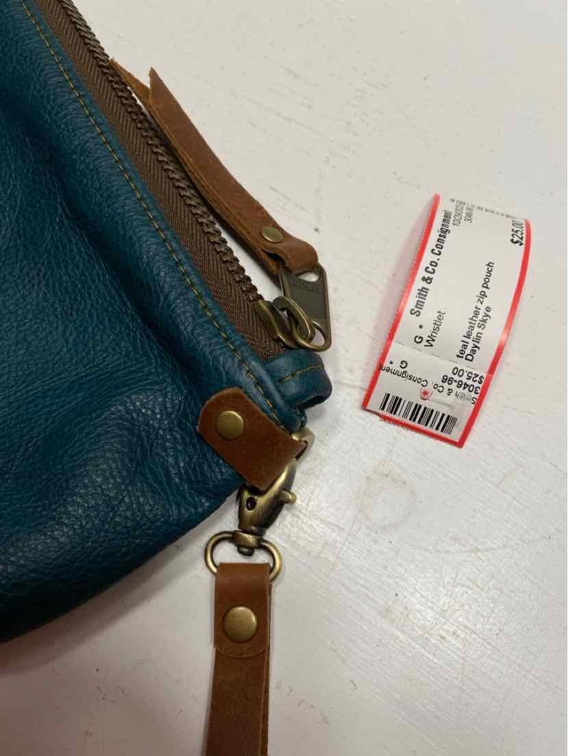 Daylin Skye Wristlet