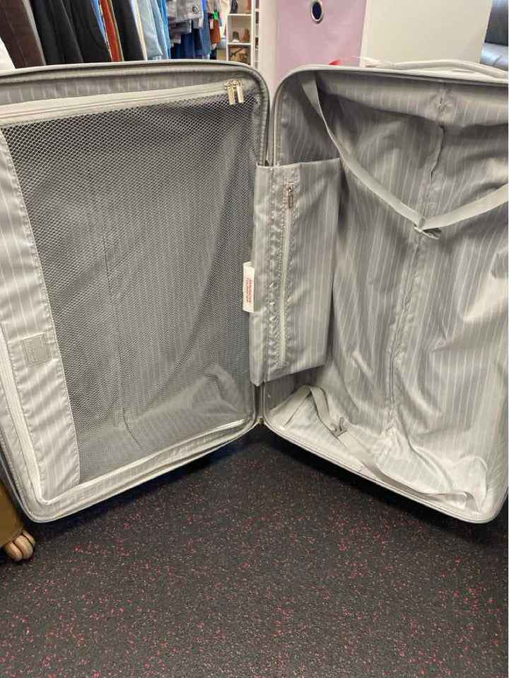 american tourister Wheeled luggage