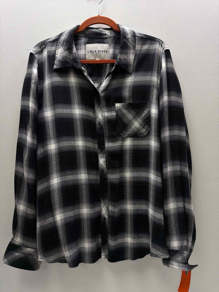 lola river Size XL flannel
