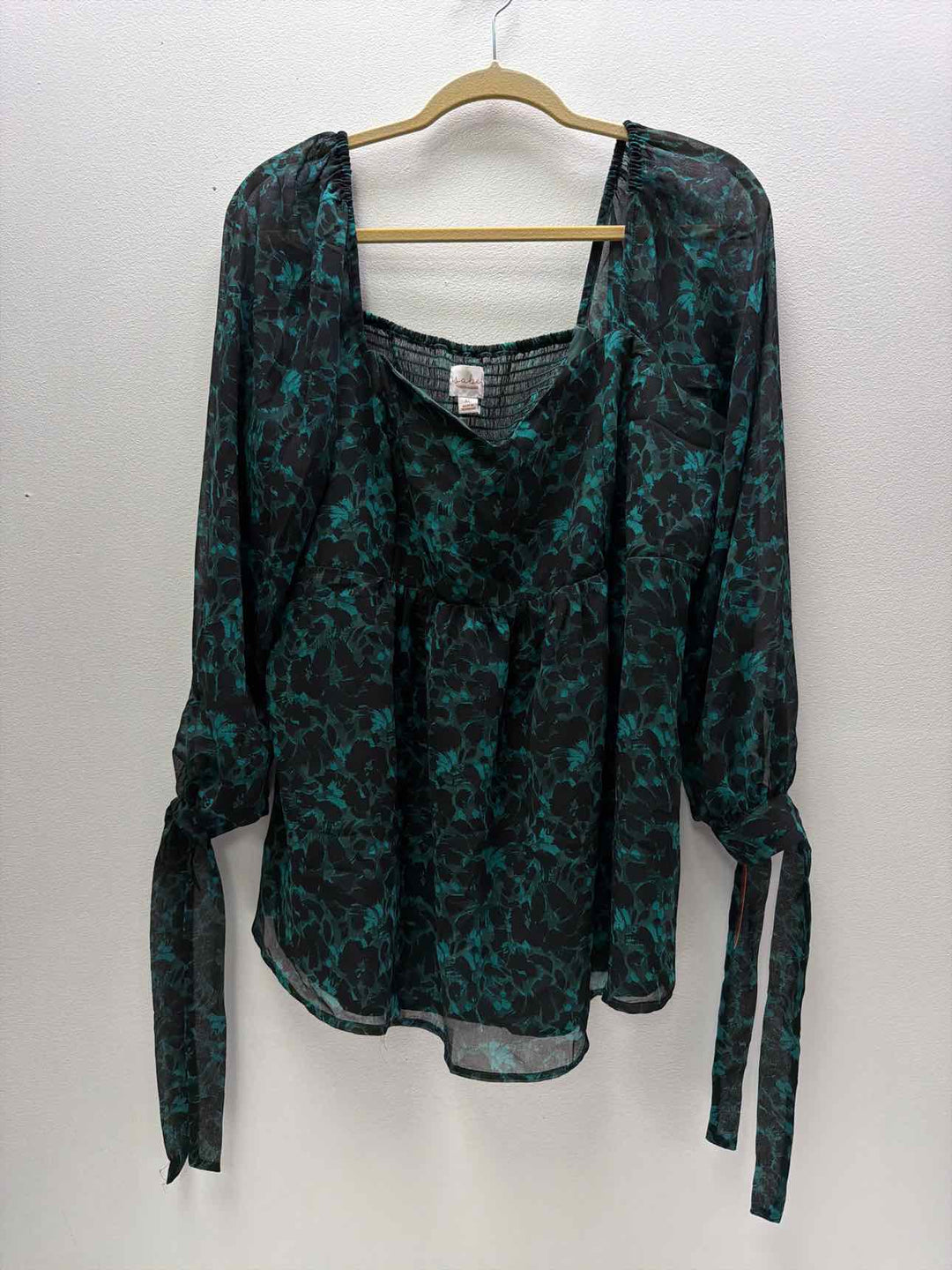 ISABEL Size XL Blouse
