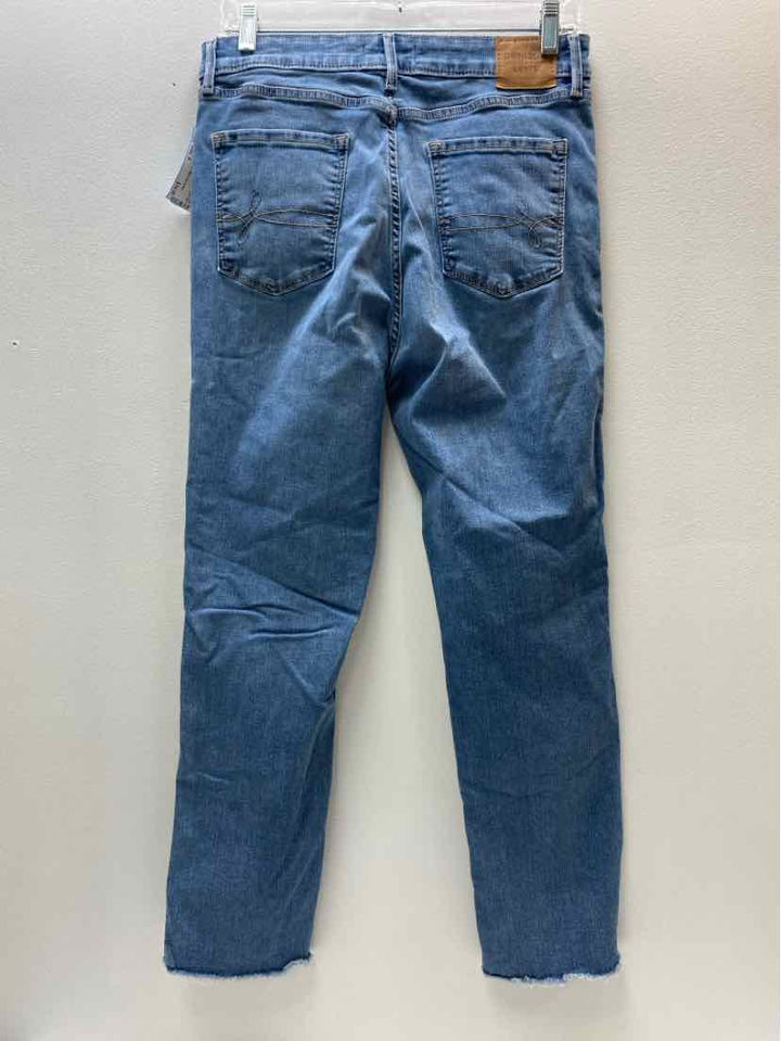 levi Size 8 Jeans