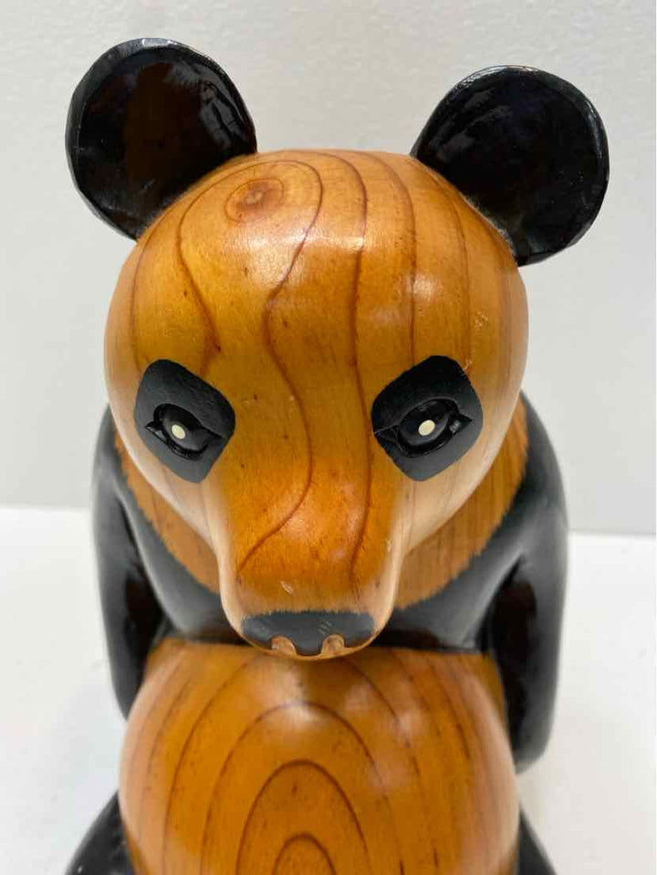 Sarried Figurine