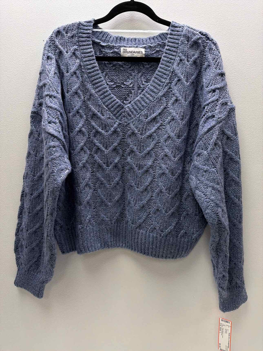 no boundaries Size L Sweater