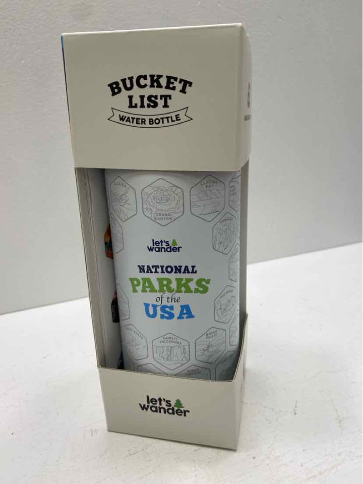 Let's Wander.co Water bottle