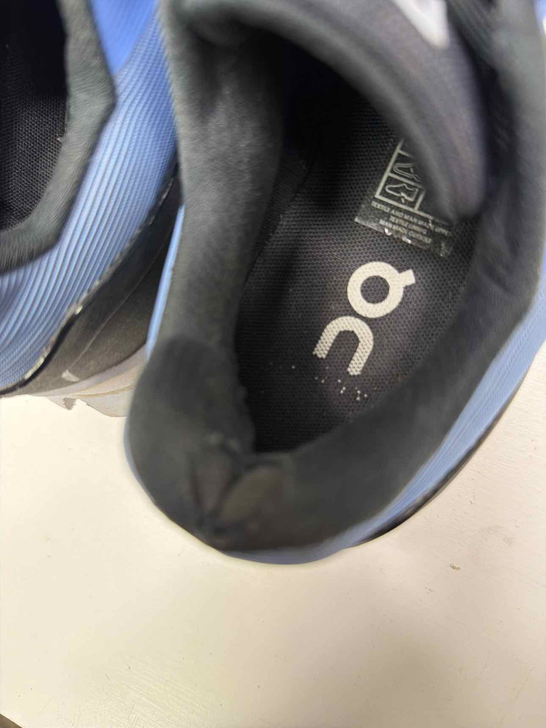 On Cloud 9 Sneakers