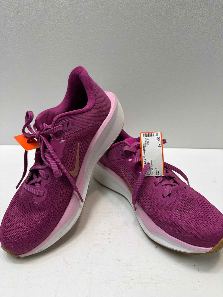 Nike 8.5 Sneakers