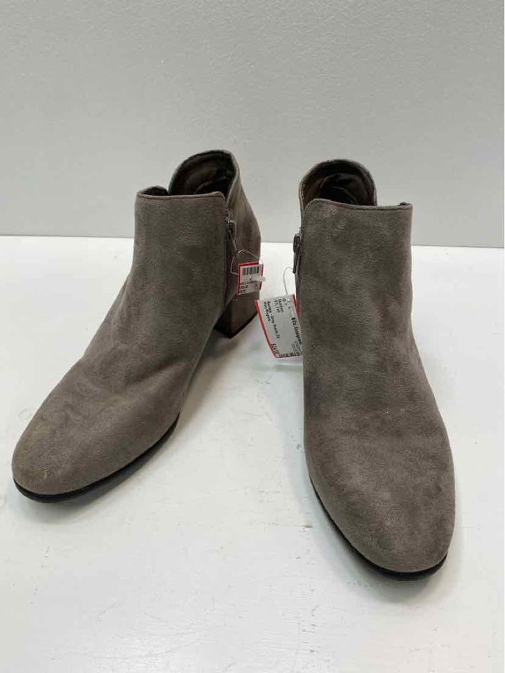 Kim Rogers 9.5 Booties