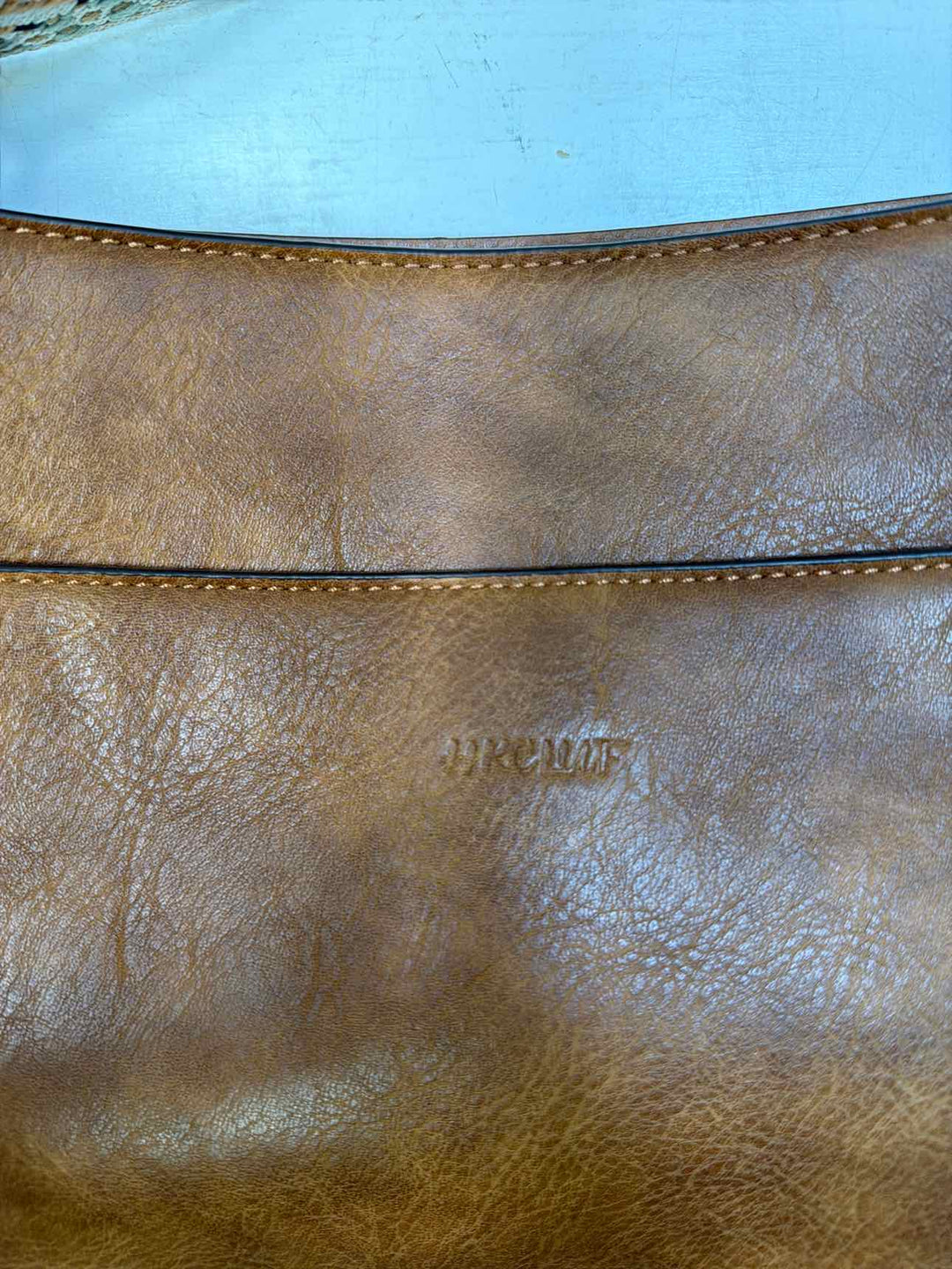 HKCLUF Crossbody