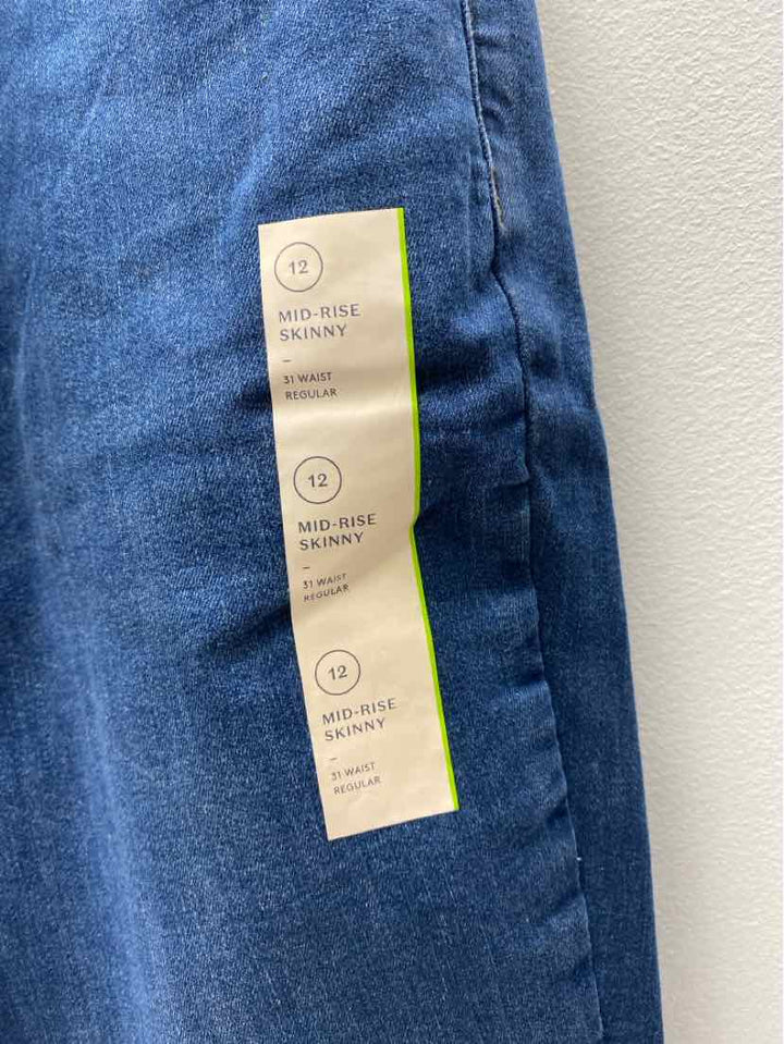 Universal Thread Size 12 Jeans
