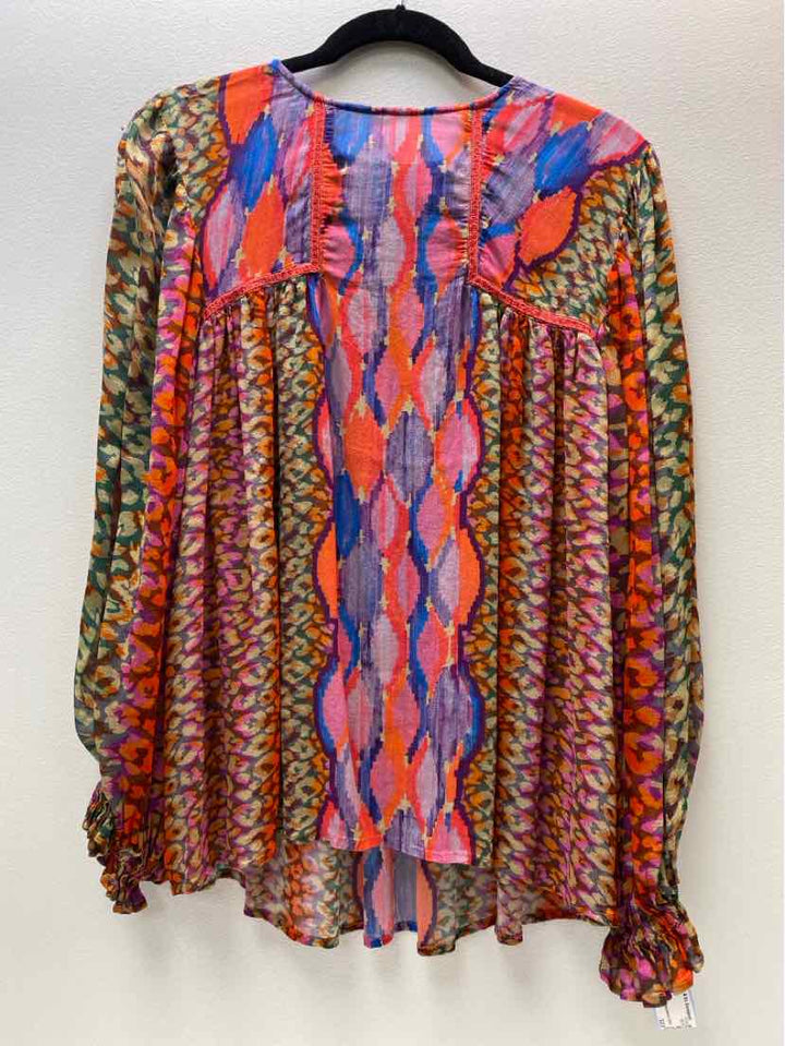 Bl^nk London Size L Blouse