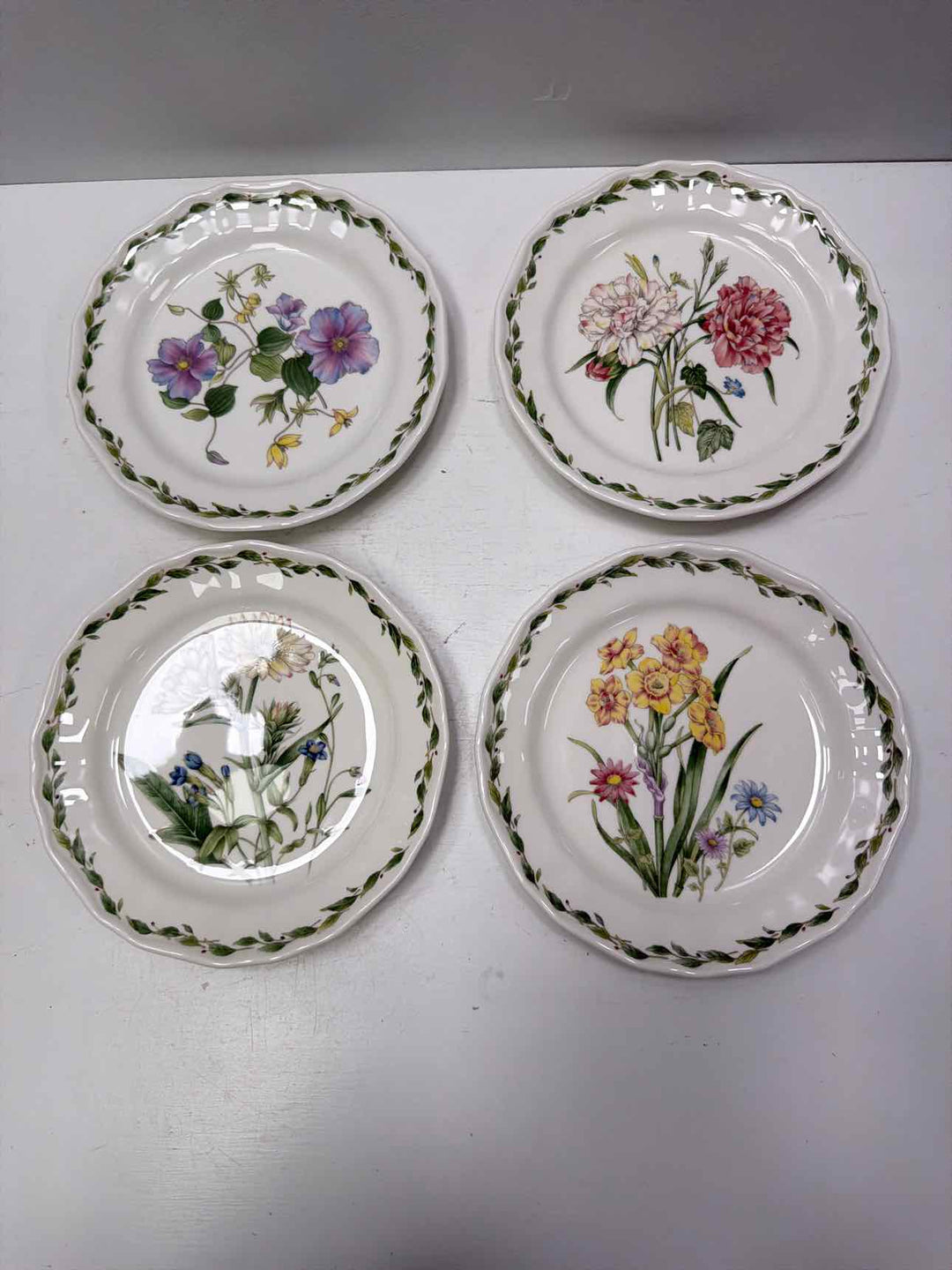 Noritake dish set
