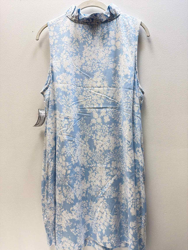 CROWN & IVY Size L Dress