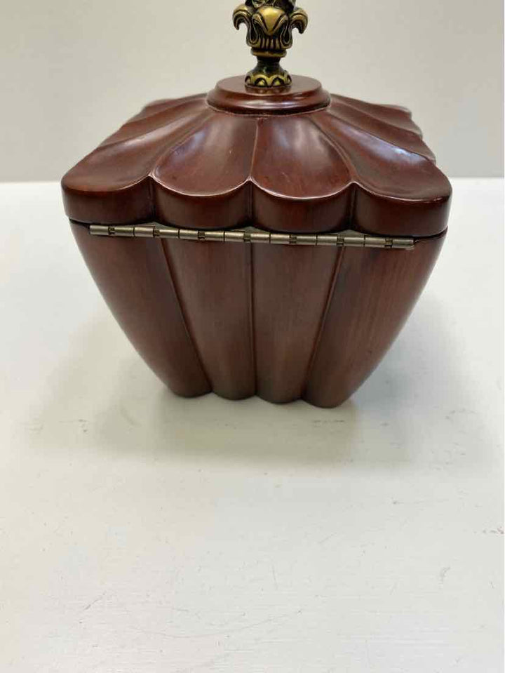 Bombay Company jewery holder
