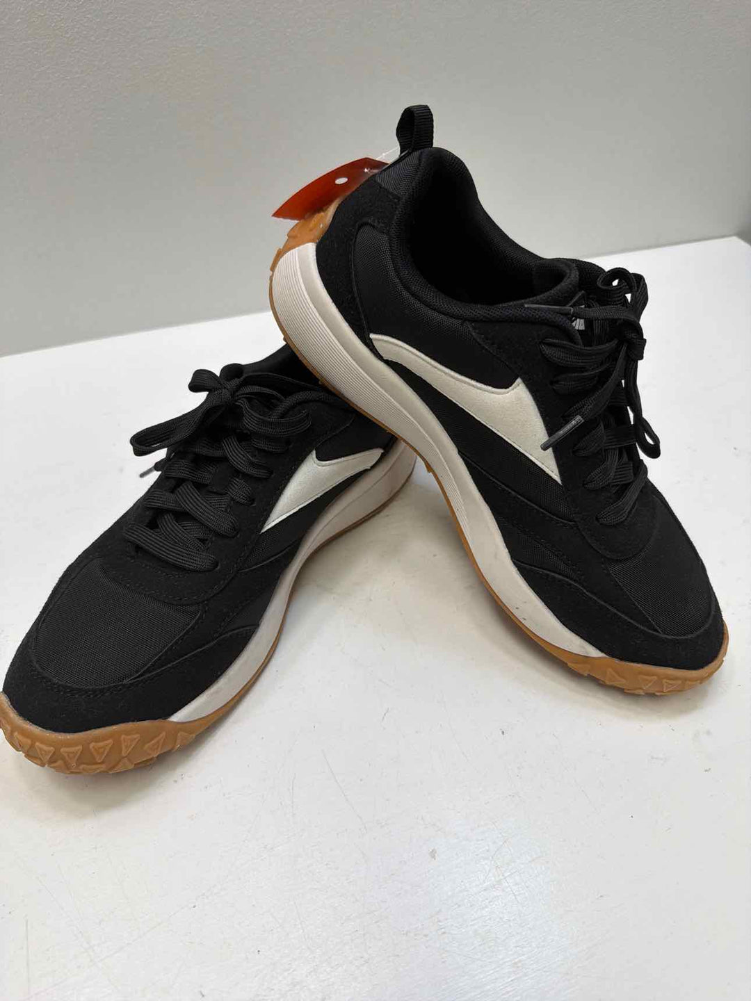 Avia 10 Sneakers