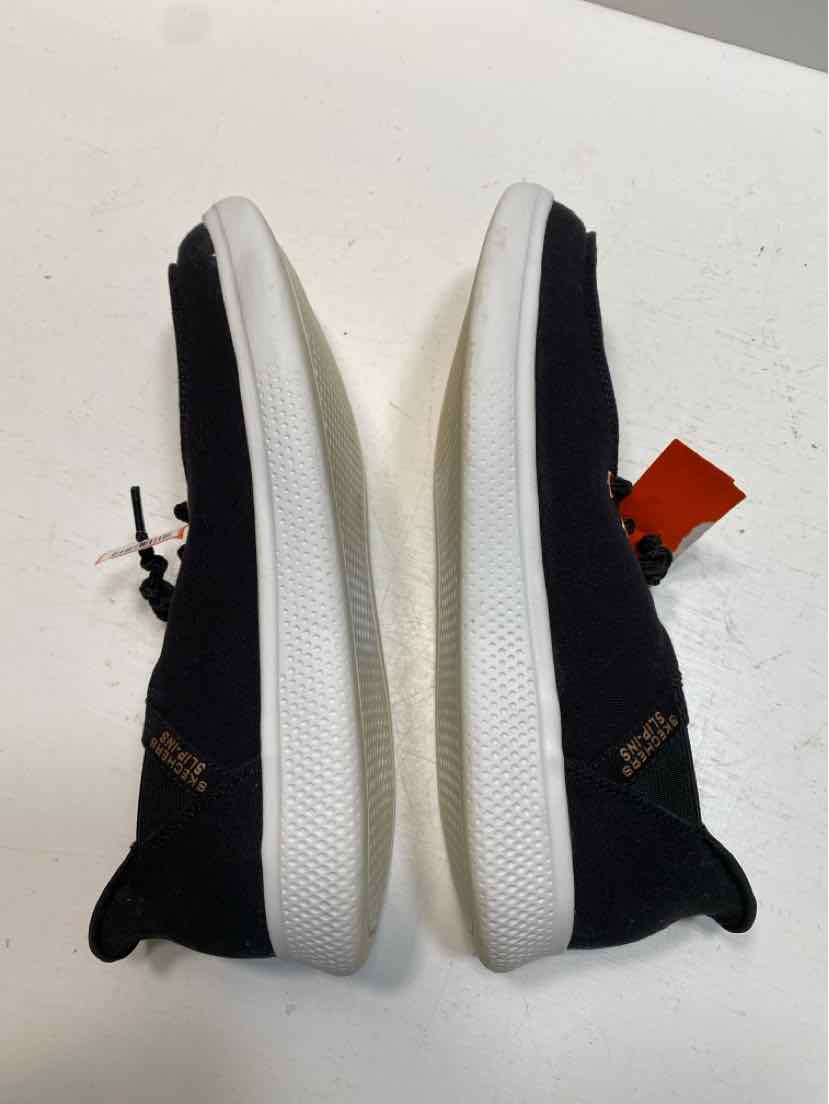 BOBS 7.5 Casual Shoes