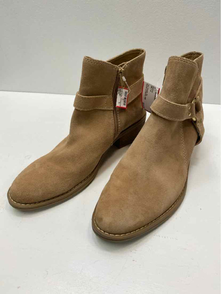 House of Harlow 1960 9M Booties